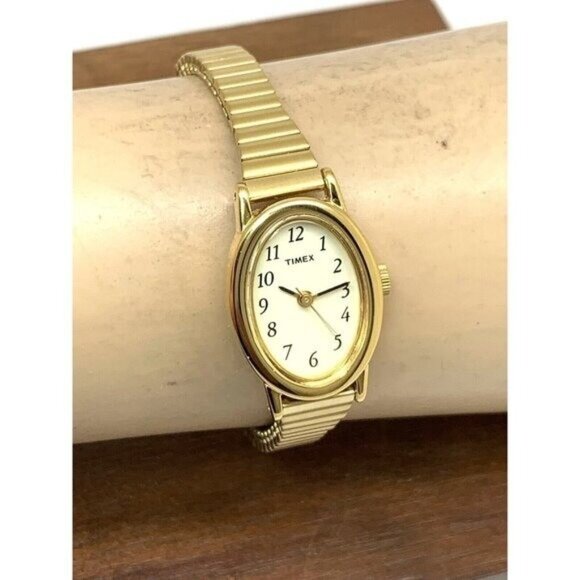 Timex Women's Watch T21872 Cavatina Oval Petite 18mm Quartz Gold Expansion Band - Picture 10 of 13